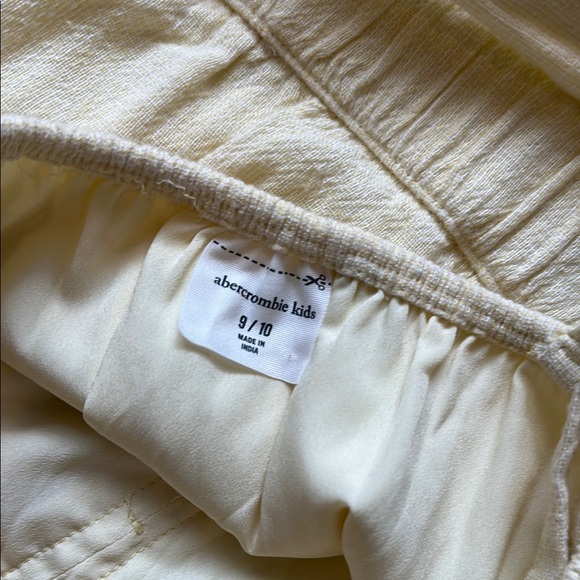 Yellow Button-Front Romper - Picture 9 of 12